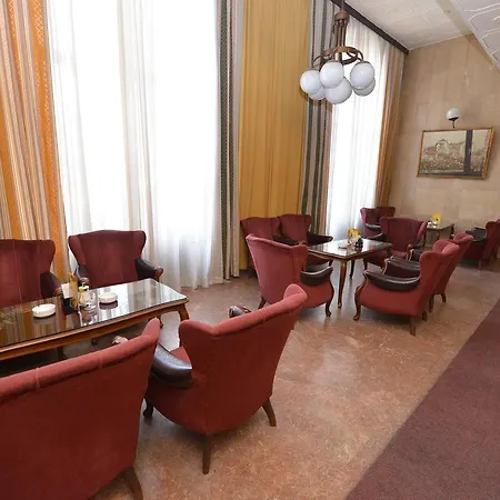 Hotel The Bristol 5*