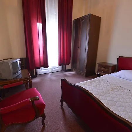 The Bristol Готель 5*
